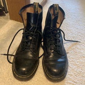 DR MARTENS combat boots!!